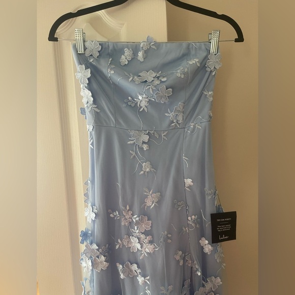 [NWT] Lulus Strapless Blue Floral Embroidered Maxi Dress - X-Small - Picture 6 of 12